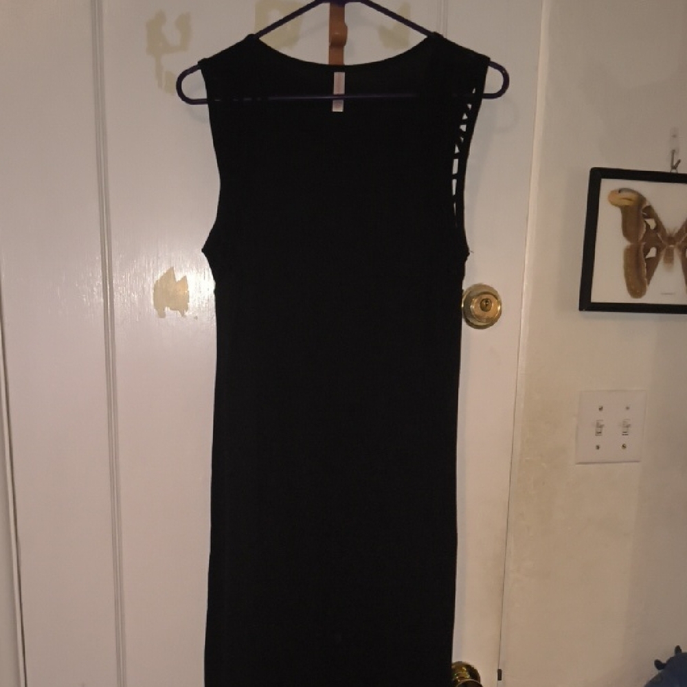 Xhilaration | Black Sleeveless Maxi Dress